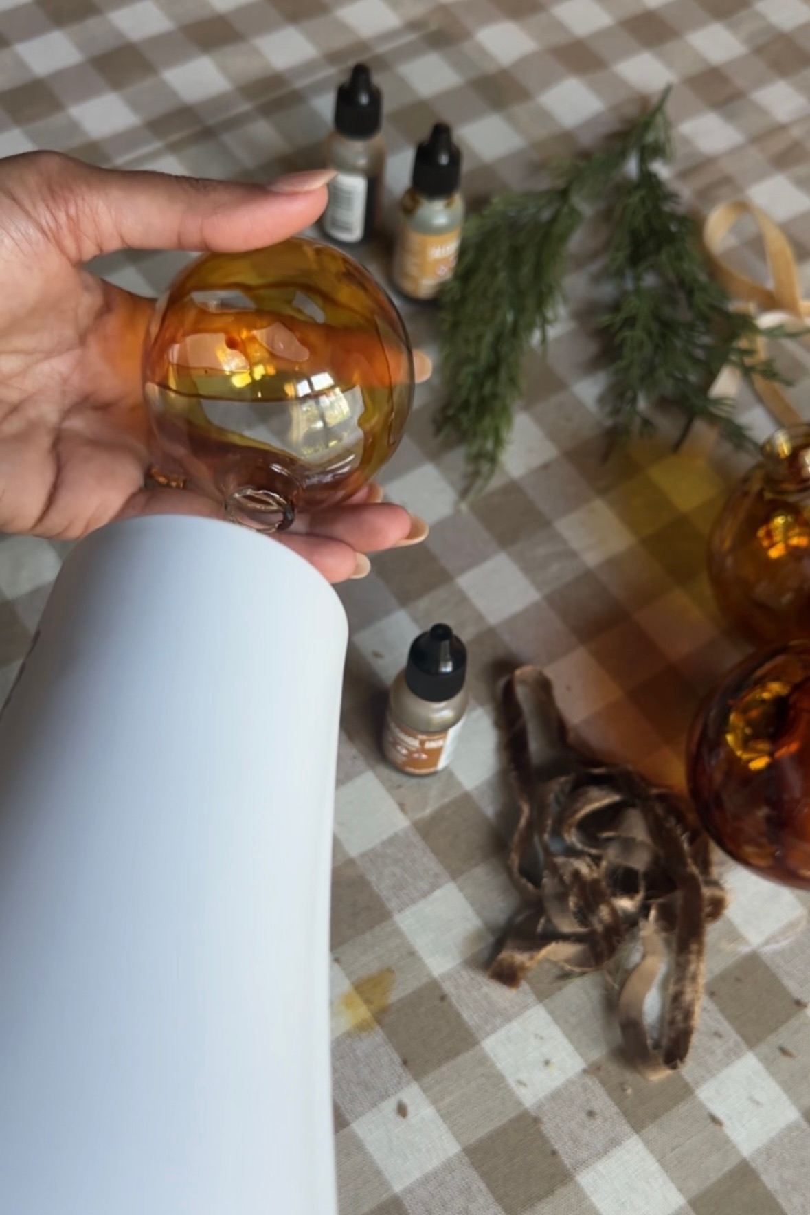 DIY Easy Amber Glass Ornaments: Adding Vintage Charm To Your Holiday ...